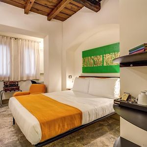 Uitgebreide Kamer met een King Size Bed
